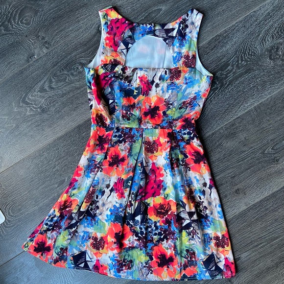 Multi-colour floral a-line dress - Picture 3 of 5